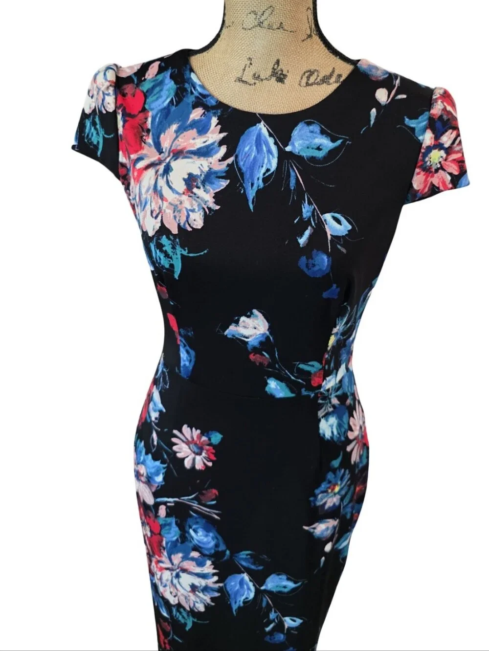 Betsey Johnson Black Floral Sheath Midi Dress with Pink &‎ Blue Blooms Size 4